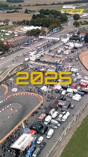 The @superbiker_mettet is back! From October 10-12, 2025, the Circuit Jules Tacheny transforms into the world's wildest Supermoto track. Asphalt dirt = maximum chaos and zero limits🔥. ​This isn't just a race, it's a spectacle! You'll be close enough to feel the dirt fly. Mark your calendar and prep for the biggest adrenaline rush of the year! #MettetMadness #Superbiker2025 #S1GP @s1_gp 👽👽🚀🚀...#🆂uper🅼oto🅲entral #Supermoto #Supermotonation #Supermotoworld #S1gp #Supermotocentral #Supermota
