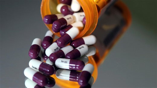 US HHS opens real-time drug price checks