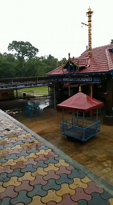 24K views · 469 reactions | പരിയാനംപറ്റ കാഴ്ചകള്‍ LIKE & SHARE FB PAGE www.facebook.com/sreepariyanampattadevaswom.in | Pariyanampatta Temple പരിയാനമ്പറ്റ ക്ഷേത്രം | Facebook