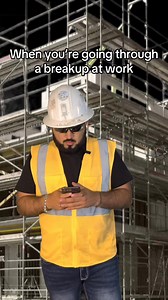 516K views · 6.7K reactions | Give me once second 郎 #work #breakup #relationship #texting #girls #construction | El Emilio | Facebook