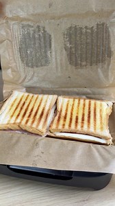 101K views · 282 reactions | Sliced ​​bread baked in parchment paper, super crispy! | YumMakers | Facebook