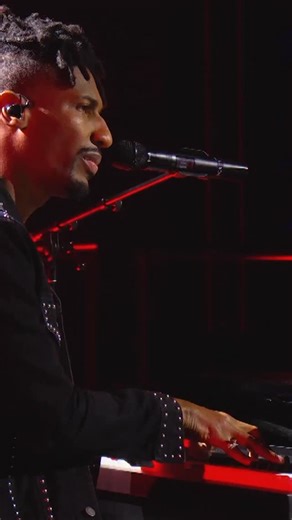 “I’ll bring my hard-fought, heartfelt, been-through-hell hallelujah!” 🙌🏼 Brandon Lake performs the Song of the Year, “Hard Fought Hallelujah,” at the 56th Dove Awards with special guest Jon Batiste. Tickets are on sale now for the 57th Dove Awards at doveawards.com 🕊️ | GMA Dove Awards