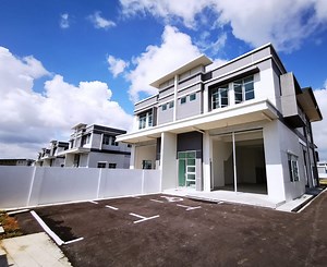 Vista Industrial Park - Hock Seng Lee Berhad (HSL)