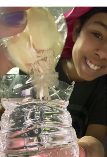 Checking the garlic I put in a water bottle 🙂🧄 #rooteddiaries #garden #indoorgarden #prepping #viral #fypシ #fyppppppppppppppppppppppp #fyp #fypシ #fypシ゚viral #fyppppppppppppppppppppppp #fypシ゚viral