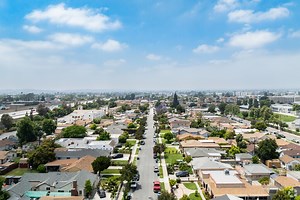 Living in the Downtown El Monte Neighborhood of El Monte, CA