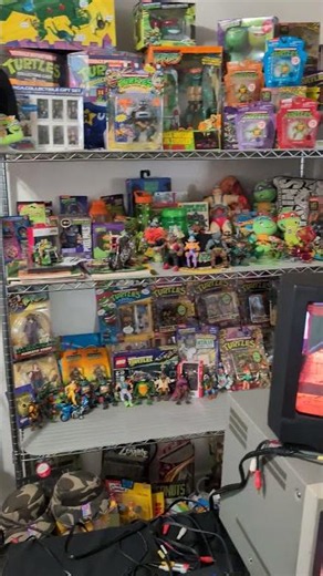 This Raspberry Pi 4 Is Basically a Roku for Your CRT (TMNT)