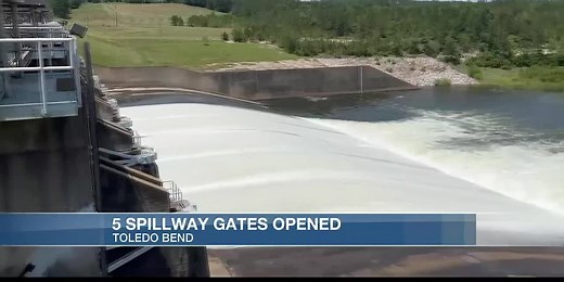 Toledo Bend reservoir gates open to bring down water level