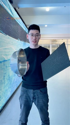 Hitting an LED Module with a Steel Bowl — Still Perfect.#yuchip #ledmodule #dooh #outdoorleddisplay
