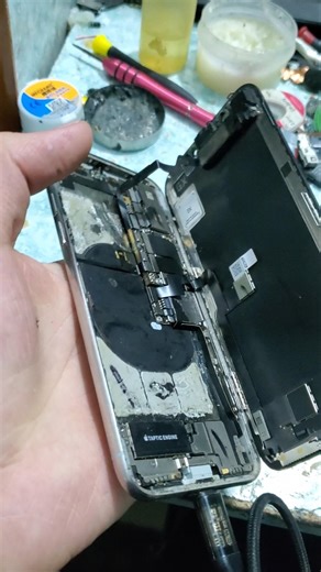 iPhone x boot loop problem solution by mobilebypass