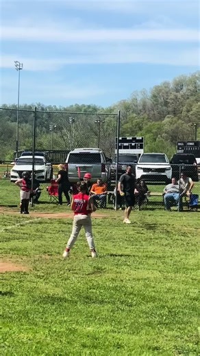 My little softball player😍