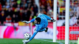 Unai Simón, todo un parapenaltis