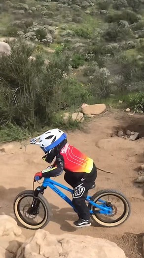 2.7K views · 10K reactions | #Repost @honeycuttelliot —— 1st overall in the downhill winter series @southridge_usa -First ever races were so much fun! Learned so much and the people were so supportive and encouraging. We love the MTB community! Here’s a look back at the series酪 . . . #prevelobikes #zulutwoheir | Prevelo Bikes | Facebook