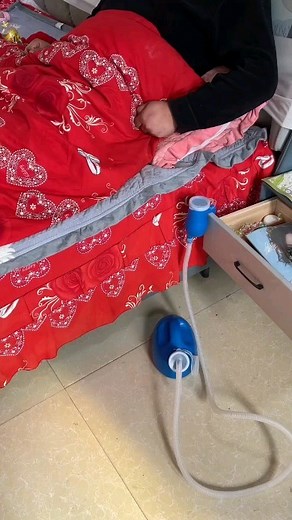 17K views · 23 reactions | Portable Urine Bottle (link in bio) for these in need.  www.howdoibuythis.com | tech_inventions | Facebook