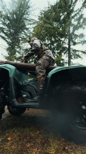 The Original Muck Boot Company on Instagram: "The work doesn't stop for bad weather. 🌧️ @fargone"