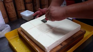 1.4M views · 2K shares | How Tofu Is Made in Taiwan - Taiwanese Street Food | Tasty Food | Facebook