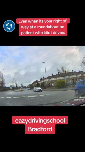 Mastering Roundabouts: Essential Driving Tips