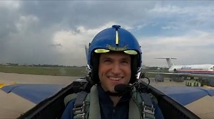 Blue Angels take ABC7's Jesse Kirsch on ride of a lifetime ahead of Chicago Air and Water Show