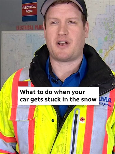 Expert Tips for Handling Snowbound Vehicles