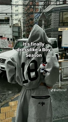 It's Officially A Hoodie season y'all 🔥💯✨ #fashion #trendingoutfits #ytshorts #ootd