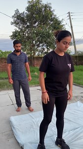 32K views · 2K reactions | How to defend against a bear hug || learn this self defence technique #selfdefense #selfdefenseforwomen #girlpower #girlfighter #facebookreel #Facebook | Selfdefensewithbs | Facebook