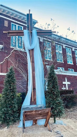 It’s time!! Tonight is the night! The Christmas Eve service is at 5pm and the doors open at 4:15. We will have an ASL interpreter during the service and we have an elevator for anyone who prefers to or cannot climb the stairs. The doors at the front of the building will be open and we are excited to celebrate the birth of Jesus Christ with you and your family. | First Palatka