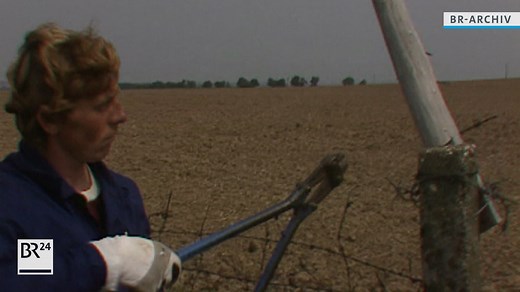 Vor 30 Jahren wurde Geschichte geschrieben: Ungarn öffnete den Eisernen Vorhang. Unsere #BR24Zeitreise als kleiner Flashback in eine Zeit, in der Mauern lieber eingerissen als eingezogen wurden. | BR24