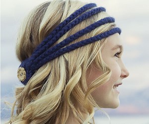 Simple Cute Crochet Headband With Video Hair-styling Tutorials