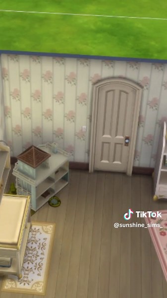Cinderella-Inspired Nursery Decoration in The Sims 4