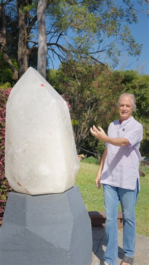1.5K views · 528 reactions | The Earthkeeper, up close! Part 2 of our journey with one of Crystal Castle’s first giant crystals - the incredible one-tonne Clear Quartz from Brazil! From being lifted by crane to resting on its custom concrete plinth, this crystal is a true marvel of size and beauty. Have you discovered the stunning red, orange, and yellow inclusions inside? Have you felt its cool touch yet? ✨ | Crystal Castle | Facebook