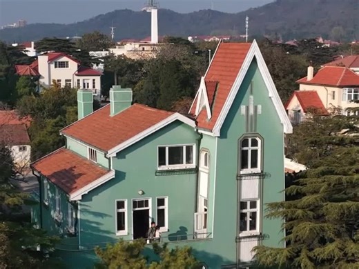 11K views · 443 reactions | QINGDAO, Dec. 1 (Xinhua) -- The Badaguan Scenic Area, located in Qingdao, east China's Shandong Province, built in the 1930s, is one of China's most famous scenic retreats, covering an area of more than 70 hectares. When you come here in autumn, you can see both the architecture of various countries and the beautiful autumn leaves. | FlyOverChina | Facebook