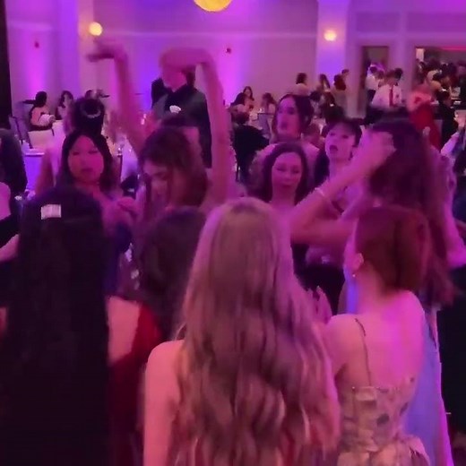 Girls night out ft Shake It Off ~ #taylorsversion #taylorswift