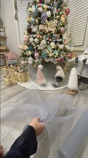 #christmas Hacks 183-- How to make a tree skirt using netting? #decoration #decor #christmastree