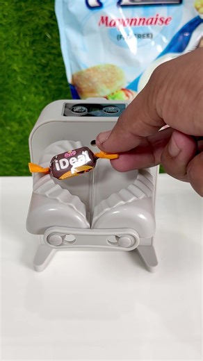 Dumpling making machine #foryoupage❤️❤️ #viralvideos #asmr #tik_tok #shorts