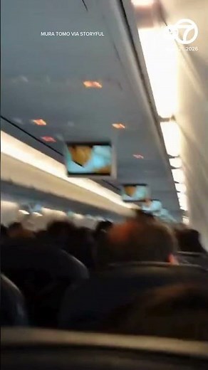 Typhoon Dujuan Causes 'Terrible Turbulence' on Japan Airlines Flight