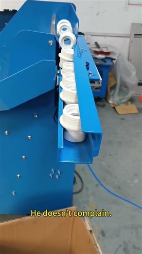 Automatic step feeder have the advantages of low noise , no damage, #step feeder#vibratoryfeederbowl