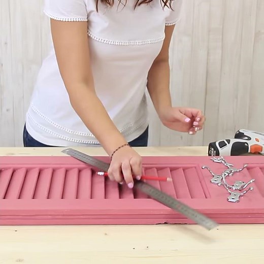 DIY Ιδέες - Κρεμάστρα | Λουμίδης Κουπάτος