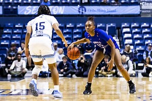 Women's Basketball - Fast Break Club