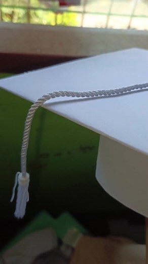 DIY Toga Making Tutorial with Illustration Board and Bond Paper