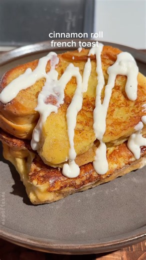 Cinnamon roll French toast