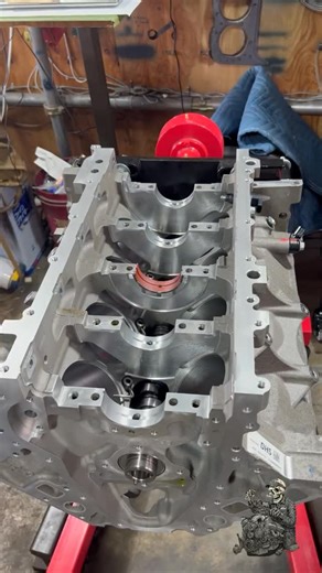 Shade Tree Mechanic | Engine rebuild GM- 5.3L L83 #L83 #Car #Carrepair #automotiverepair #MechanicLifestyle | Instagram