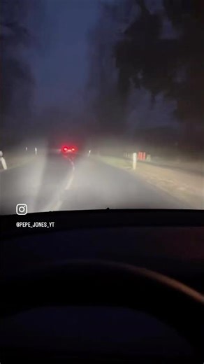 Tesla Model Y Adaptive High Beam Matrix LED in action