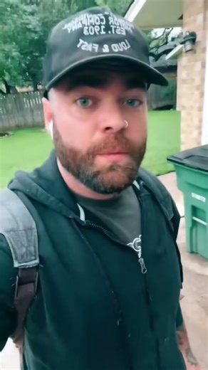 Throw dogs in the trash can