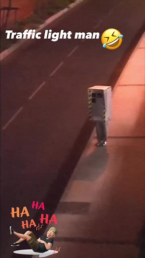 13K views · 202 reactions | Traffic light man prank 藍藍 #maikmasterpranksreloaded #maikmasterpranks #pranks #funny | Maik Master Pranks Reloaded | Facebook