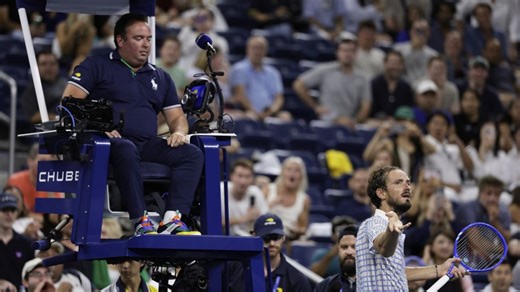 Daniil Medvedev LOSES IT on chair umpire after cameraman sparks WILD US Open delay