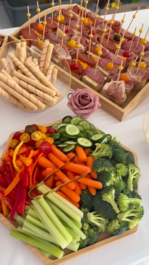 Ms Kimberly’s appetizer table. | Hog Tied BBQ INC