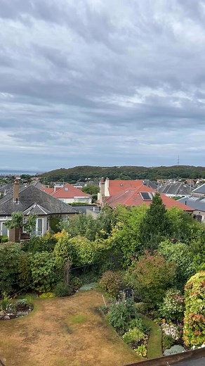 Hello Scottish Fan , My first day in Scotland with local experience!❤️ such a magical place!❤️🏴󠁧󠁢󠁳󠁣󠁴󠁿 #scotland#scotlandtravel | Buds and Bygones Flower Shops