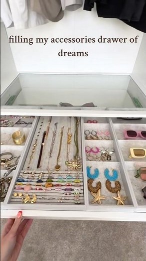 💎 Velvet Jewelry Organizer - Stackable & Portable!