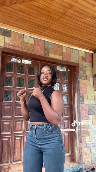 Shoulder Dance Challenge: Ghana and Nigeria Unite