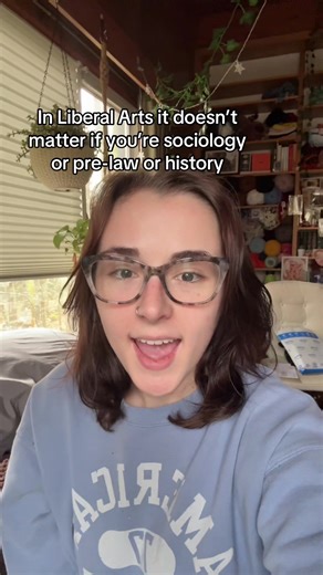 I feel like I’ve been taking the same 4 courses over and over like plz | Liberal Arts College