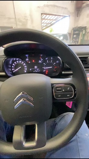 Problèmes Moteur Citroën C3 : Diagnostic et Solutions